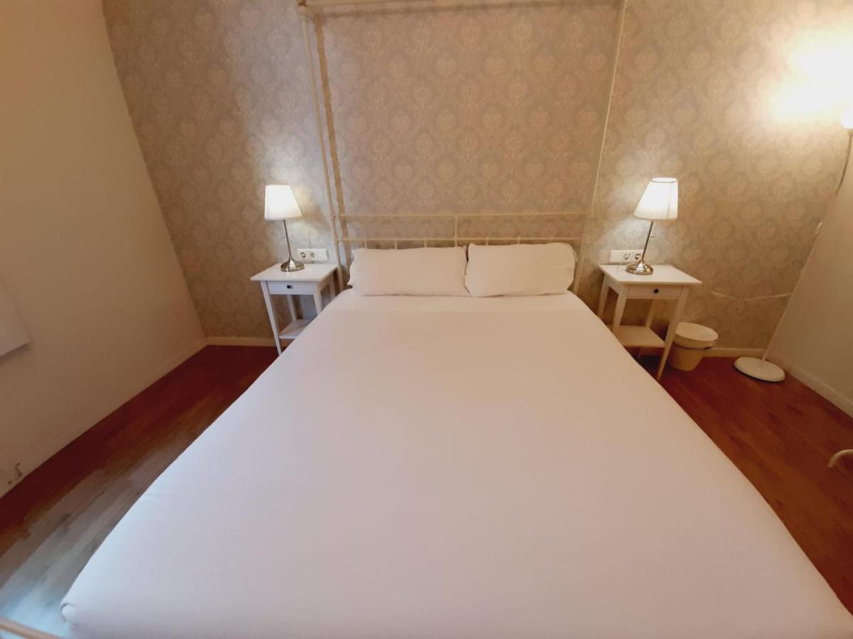ברצלונה Lumine Luxury Suites By Gaiarooms מראה חיצוני תמונה
