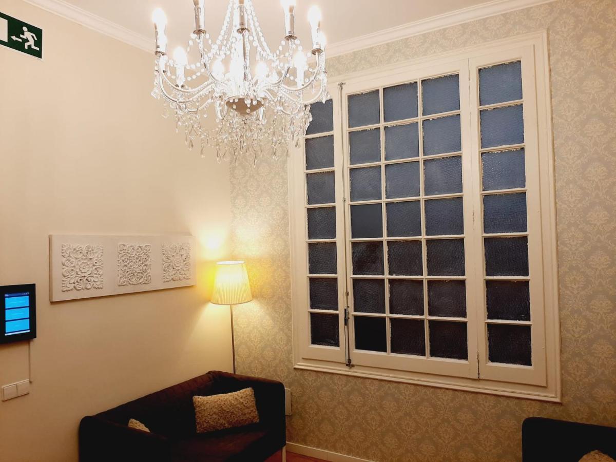 ברצלונה Lumine Luxury Suites By Gaiarooms מראה חיצוני תמונה