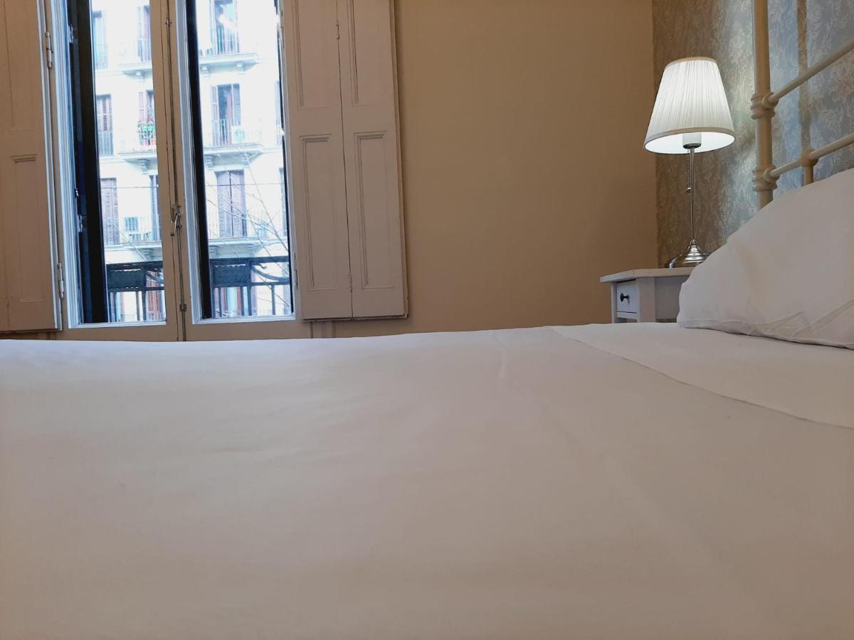ברצלונה Lumine Luxury Suites By Gaiarooms מראה חיצוני תמונה